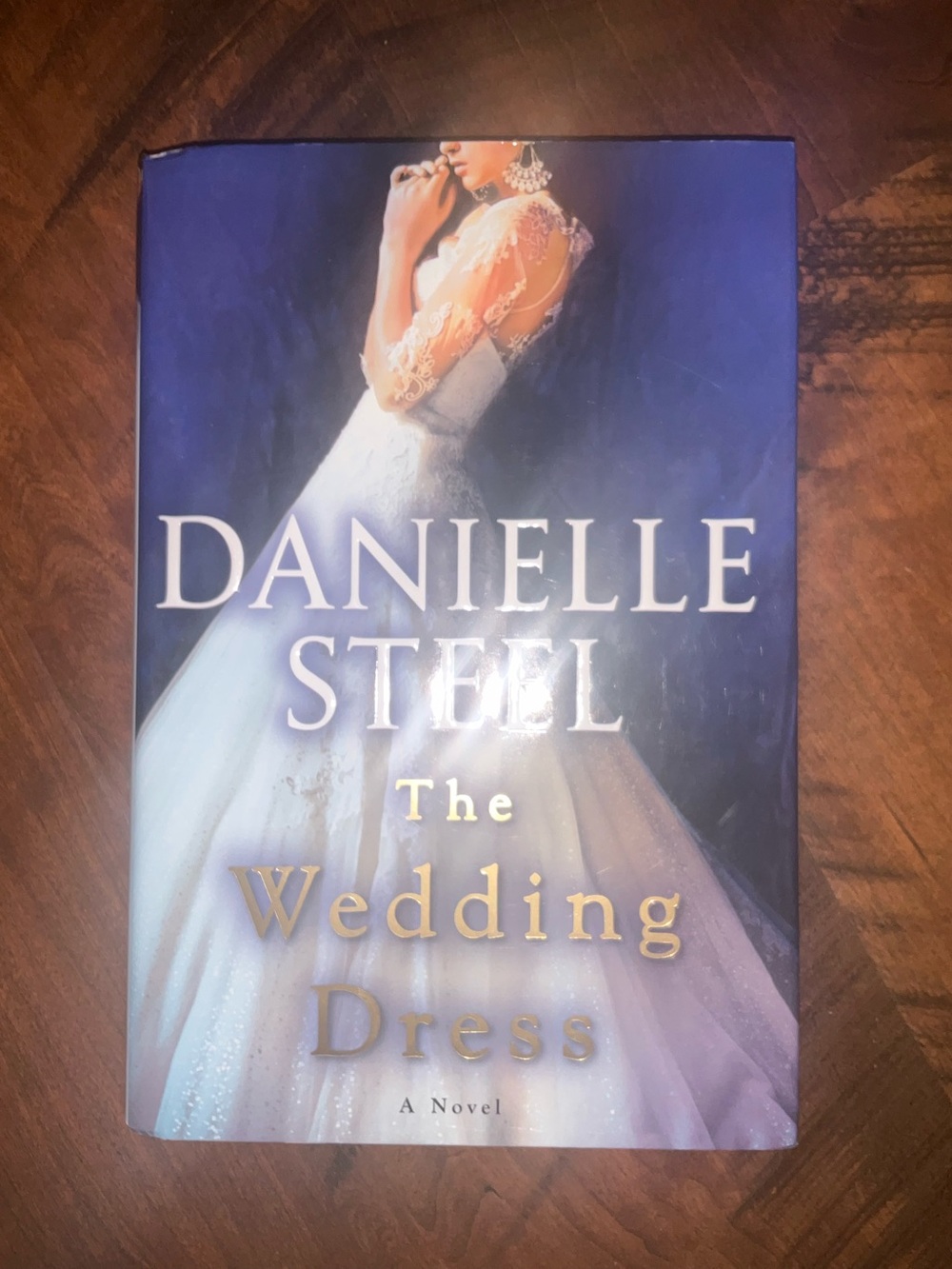The Wedding Dress by Danielle Steel (hardcover)